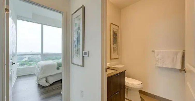 395 Bloor Street East, Toronto, ON, M4W 0B4 - 9