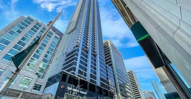 395 Bloor Street East, Toronto, ON, M4W 0B4 - 4