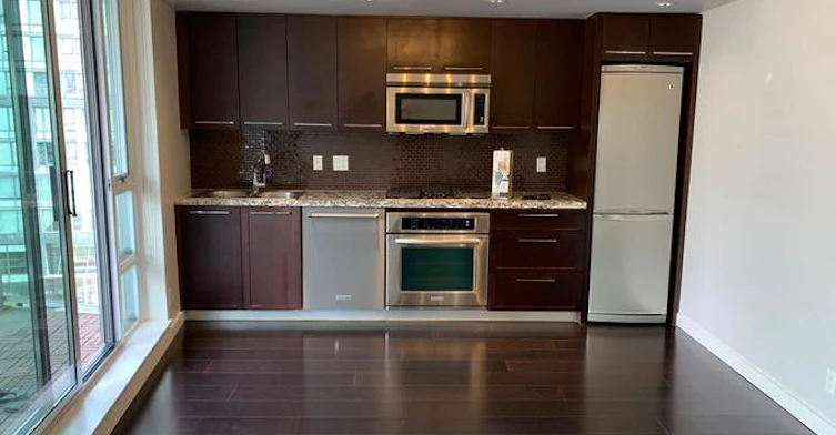 918 Cooperage Way, Vancouver, BC - 3