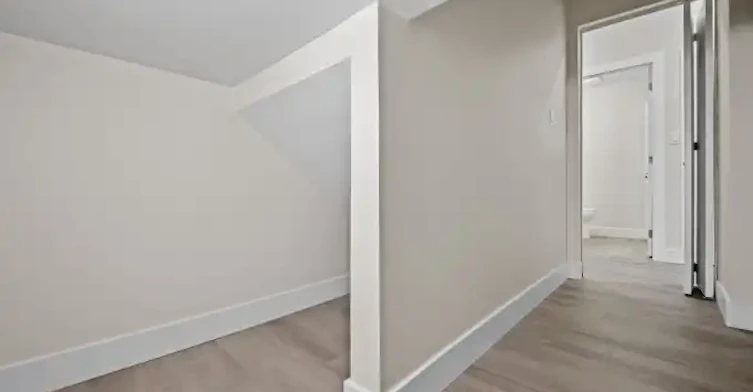 15351 101 Avenue, Surrey, BC, V3R 1J9 - 10