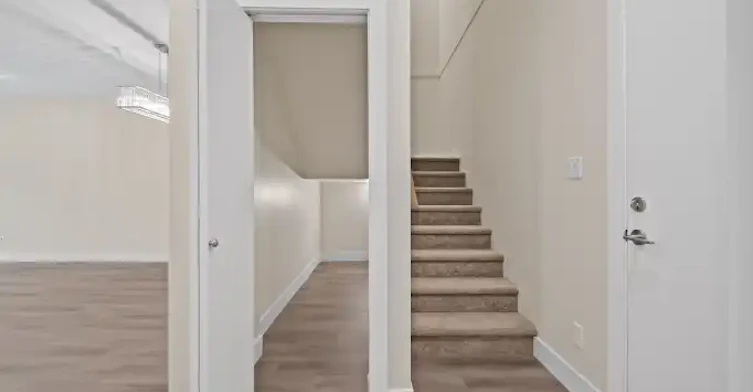 15351 101 Avenue, Surrey, BC, V3R 1J9 - 8