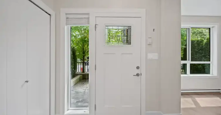 15351 101 Avenue, Surrey, BC, V3R 1J9 - 3