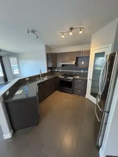 11523 75 Avenue, Grande Prairie, AB, T8W 0J4 - 5