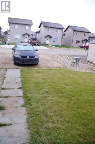 11523 75 Avenue, Grande Prairie, AB, T8W 0J4 - 2
