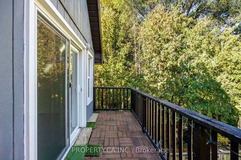 112 Stephenson Avenue, Toronto, ON, M4C 1G4 - 10