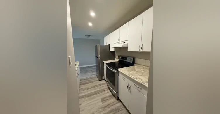 7108 80 Avenue Northwest, Edmonton, AB, T6B 0C6 - 3