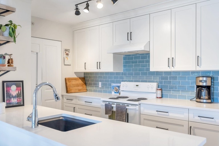 33960 Old Yale Road, Abbotsford, BC, V2S 2J9 - 3