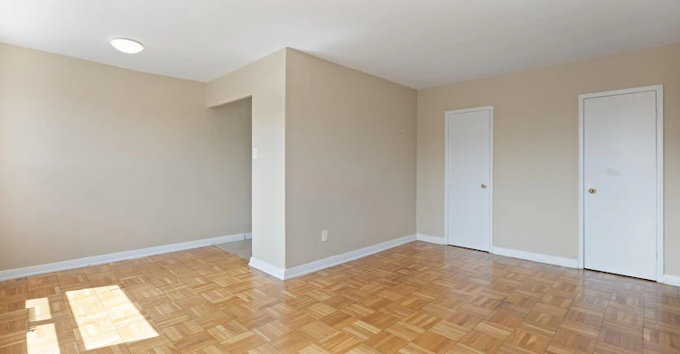2890 St Clair Avenue East, Toronto, ON, M4B 1N6 - 3