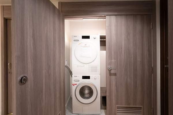 383-87 Nelson Street, Vancouver, BC, V6Z 0E8 - 16