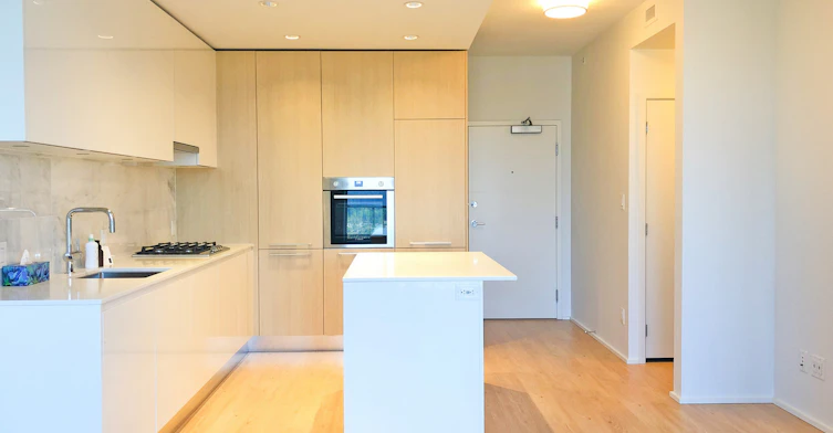 4011-1955 Alpha Way, Burnaby, BC, V5C 0K6 - 2