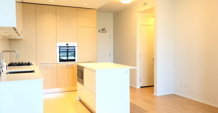 4011-1955 Alpha Way, Burnaby, BC, V5C 0K6 - 3