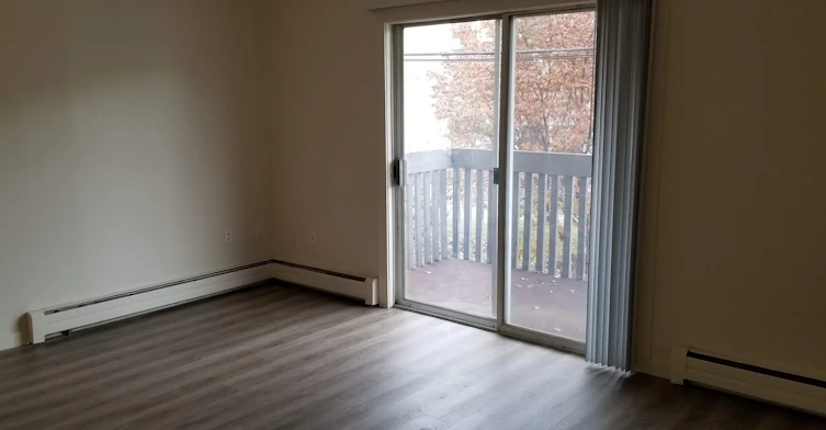 102-195 Perkins Crescent, Penticton, BC, V2A 2H4 - 8