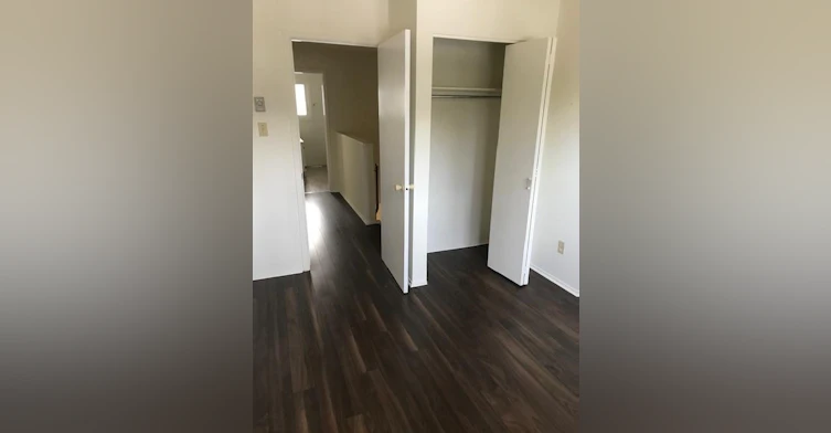 71 Baneberry, Ottawa, ON, K2L 2Y3 - 8