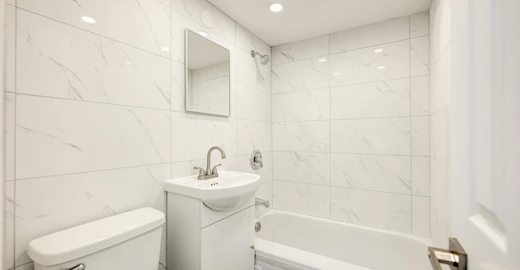 108-308-708-511-109-410-709-3777 St Urbain, Montréal, QC, H2W 1T5 - 4