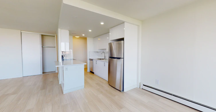 207-35 Brock Street, Hamilton, ON, L8L 4L7 - 4