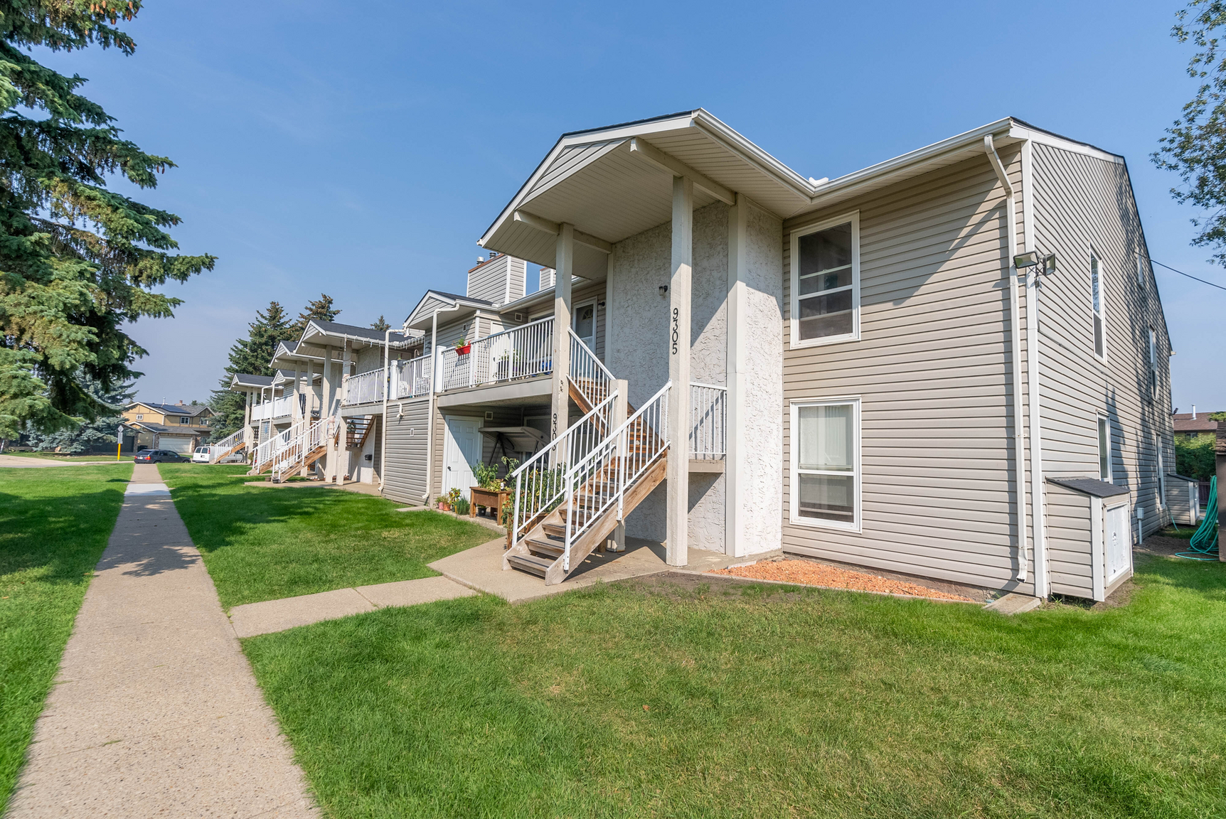 92  Avenue NW, Edmonton, AB, T5T 3C9 - 12