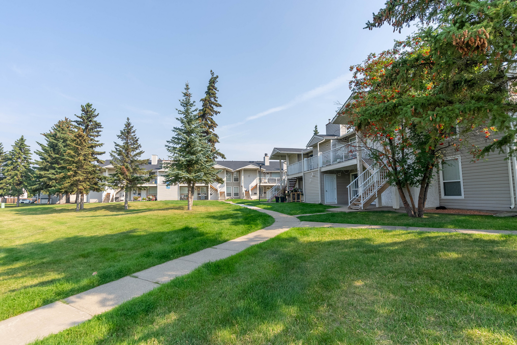 92  Avenue NW, Edmonton, AB, T5T 3C9 - 8