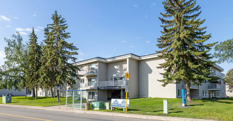 8540 182 Street NW, Edmonton, AB, T5T 1L9 - 11