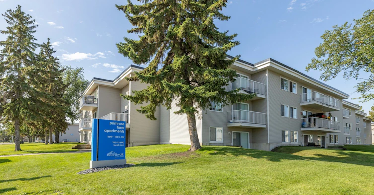 8540 182 Street NW, Edmonton, AB, T5T 1L9 - 8