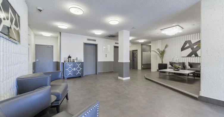 10350 122 Street NW, Edmonton, AB, T5N 3W4 - 3