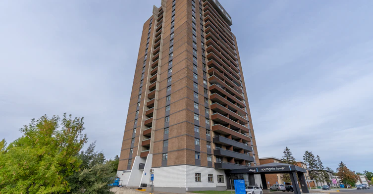 11020 53 Avenue NW, Edmonton, AB, T6H 0S4 - 4