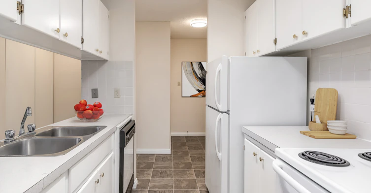 11020 53 Avenue NW, Edmonton, AB, T6H 0S4 - 27