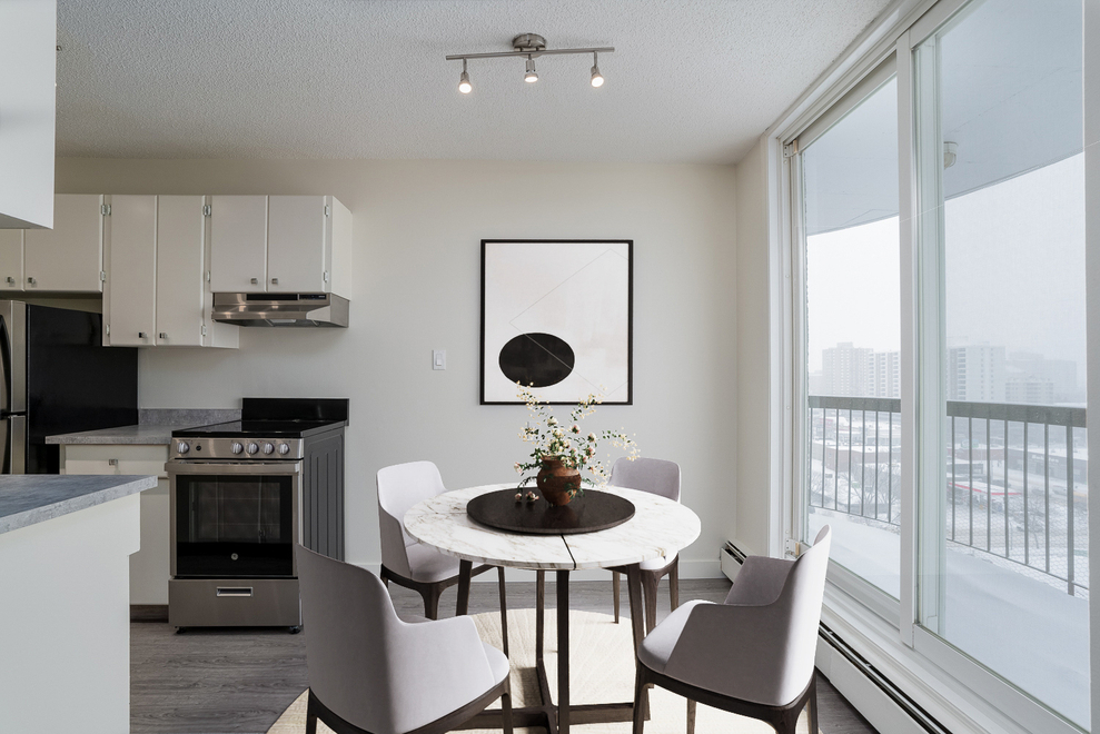 10020 115 Street NW, Edmonton, AB, T5K 1T2 - 4