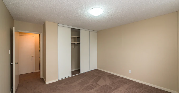 8708 106 Street NW, Edmonton, AB, T6E 4J5 - 28