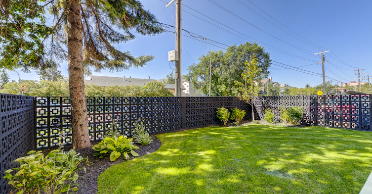 8708 106 Street NW, Edmonton, AB, T6E 4J5 - 4