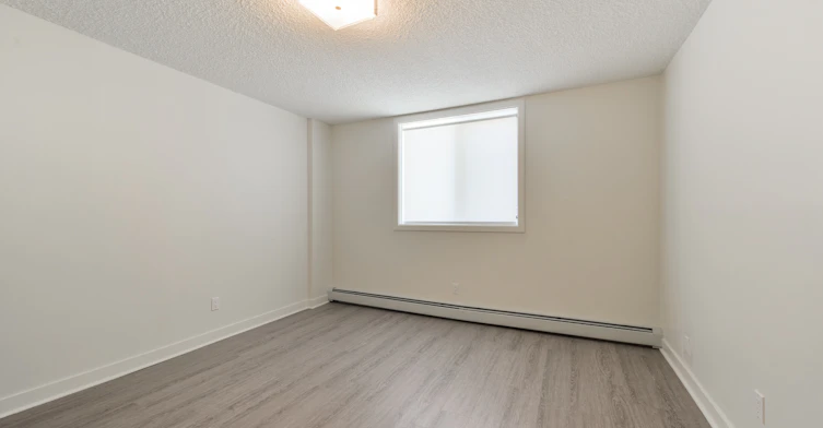 8708 106 Street NW, Edmonton, AB, T6E 4J5 - 16