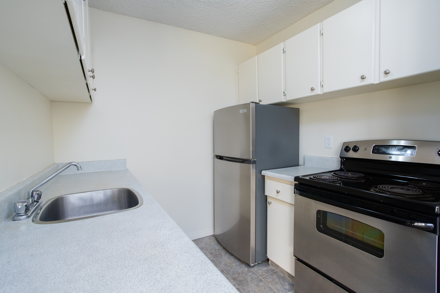 8708 106 Street NW, Edmonton, AB, T6E 4J5 - 22