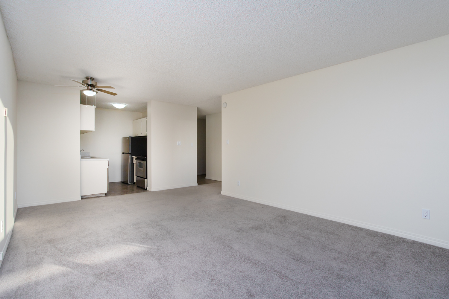 8708 106 Street NW, Edmonton, AB, T6E 4J5 - 26