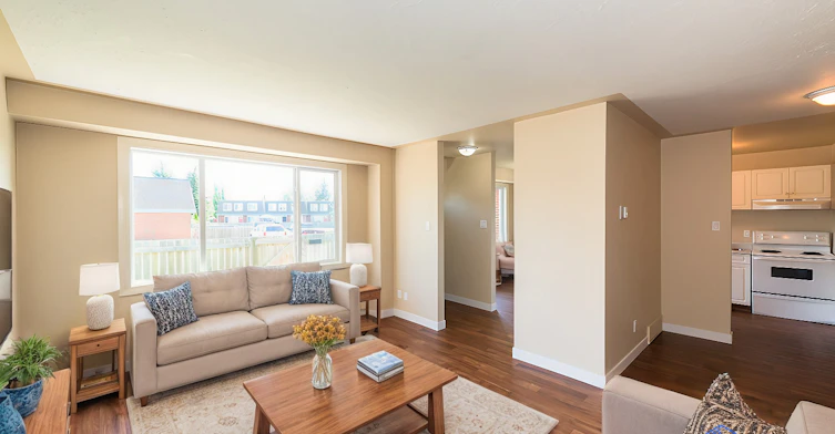 17738 81 Avenue, Edmonton, AB, T5T 1M1 - 2