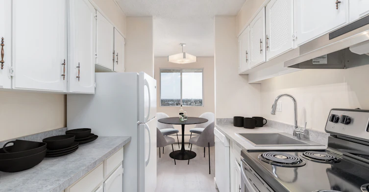 155 Royal Road, Edmonton, AB, T6J 2E9 - 4