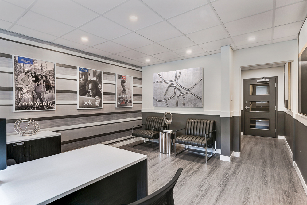 9927 114 Street NW, Edmonton, AB, T5K 1P8 - 4