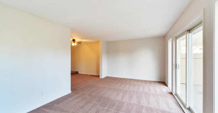 122 St. & Whitemud Freeway, Edmonton, AB, T6J 2E4 - 3