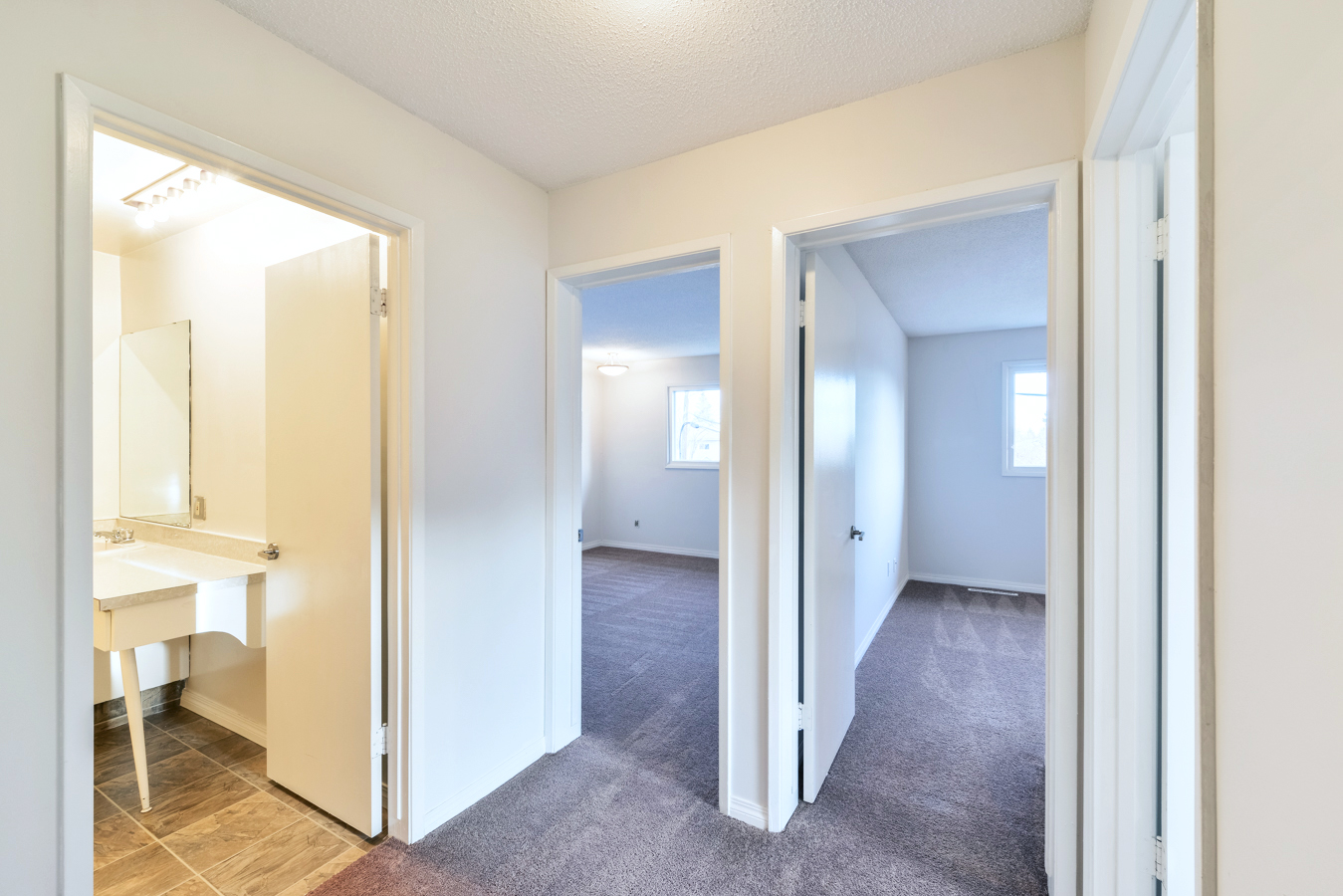 122 St. & Whitemud Freeway, Edmonton, AB, T6J 2E4 - 7