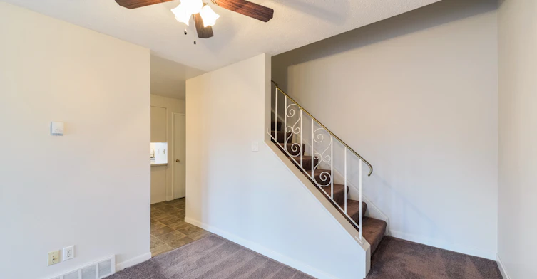 122 St. & Whitemud Freeway, Edmonton, AB, T6J 2E4 - 6