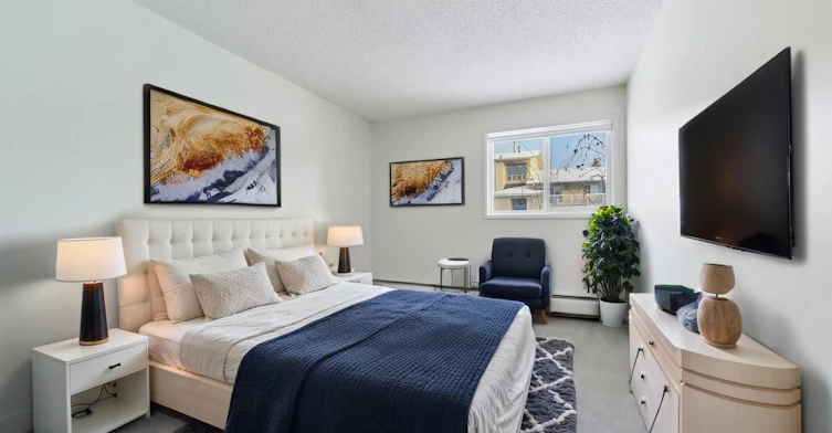 15123 45 Avenue NW, Edmonton, AB, T6H 5K8 - 2