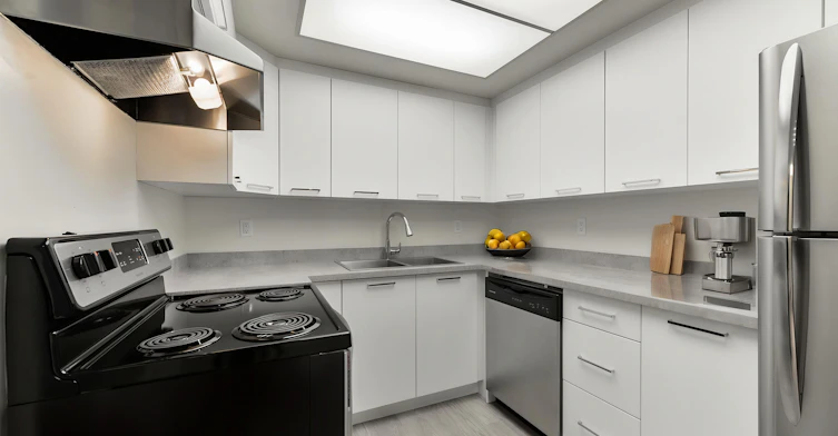 15123 45 Avenue NW, Edmonton, AB, T6H 5K8