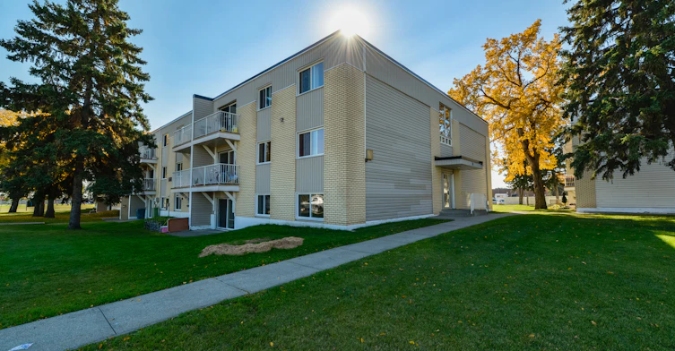 14624 72 Street NW, Edmonton, AB, T5C 0R7 - 10