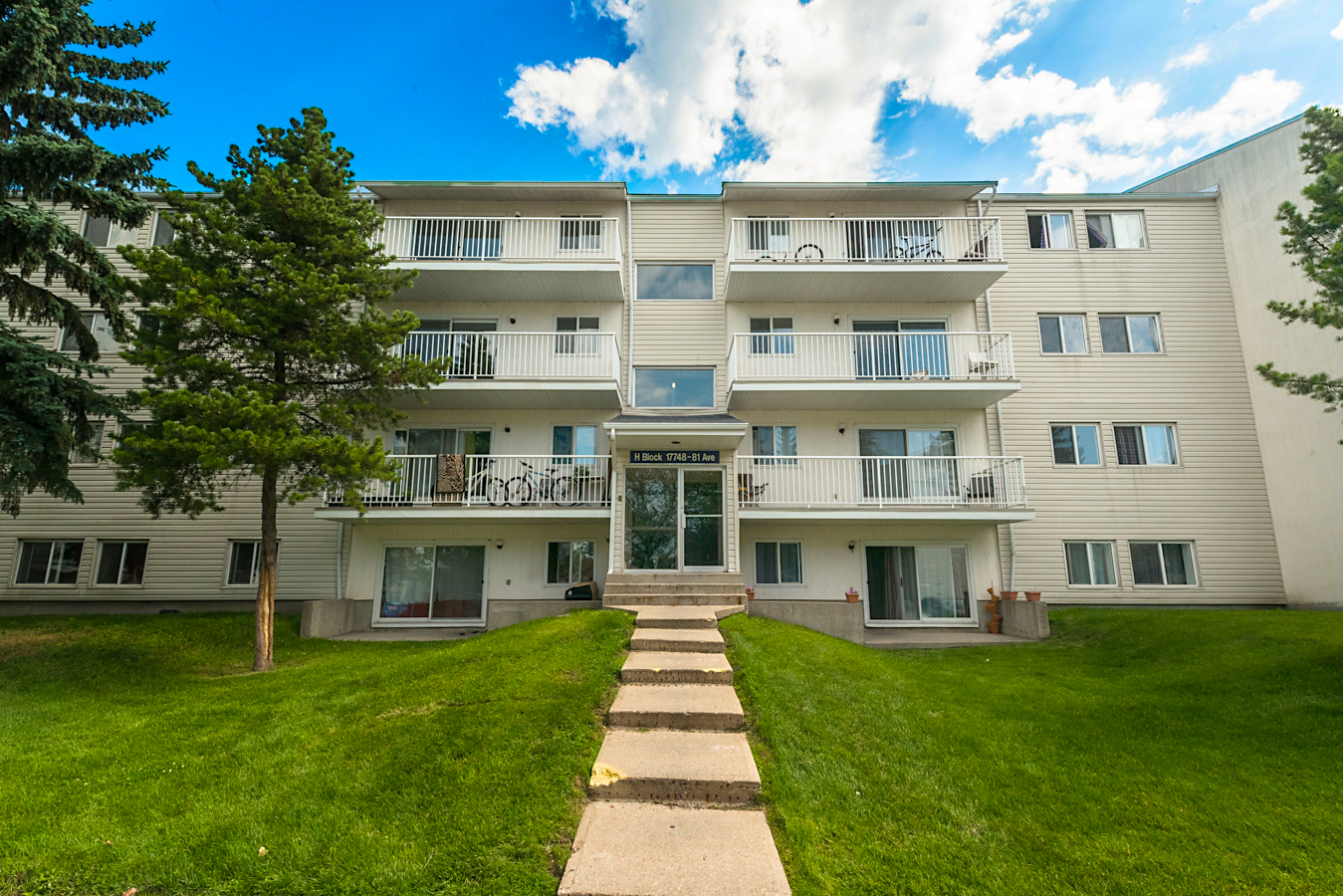 17738 81 Avenue NW, Edmonton, AB, T5T 1M1 - 10