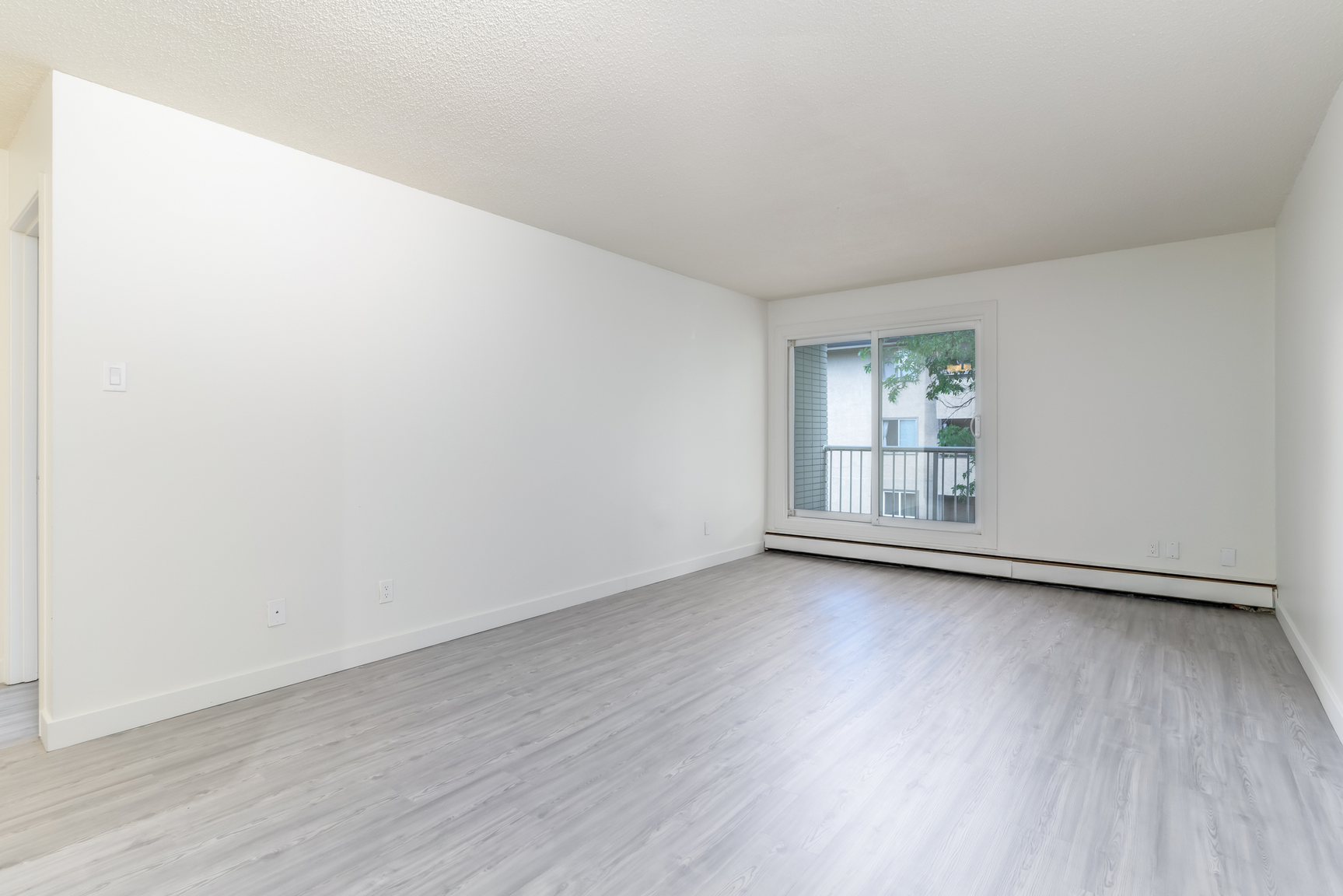14503 77 Street NW, Edmonton, AB, T5C 1E7 - 8