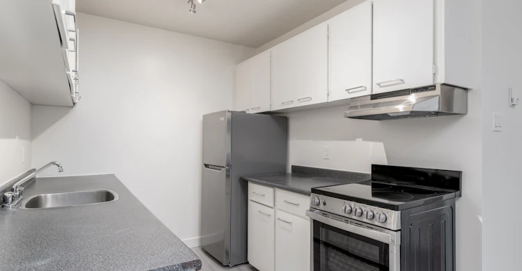 14503 77 Street NW, Edmonton, AB, T5C 1E7 - 4