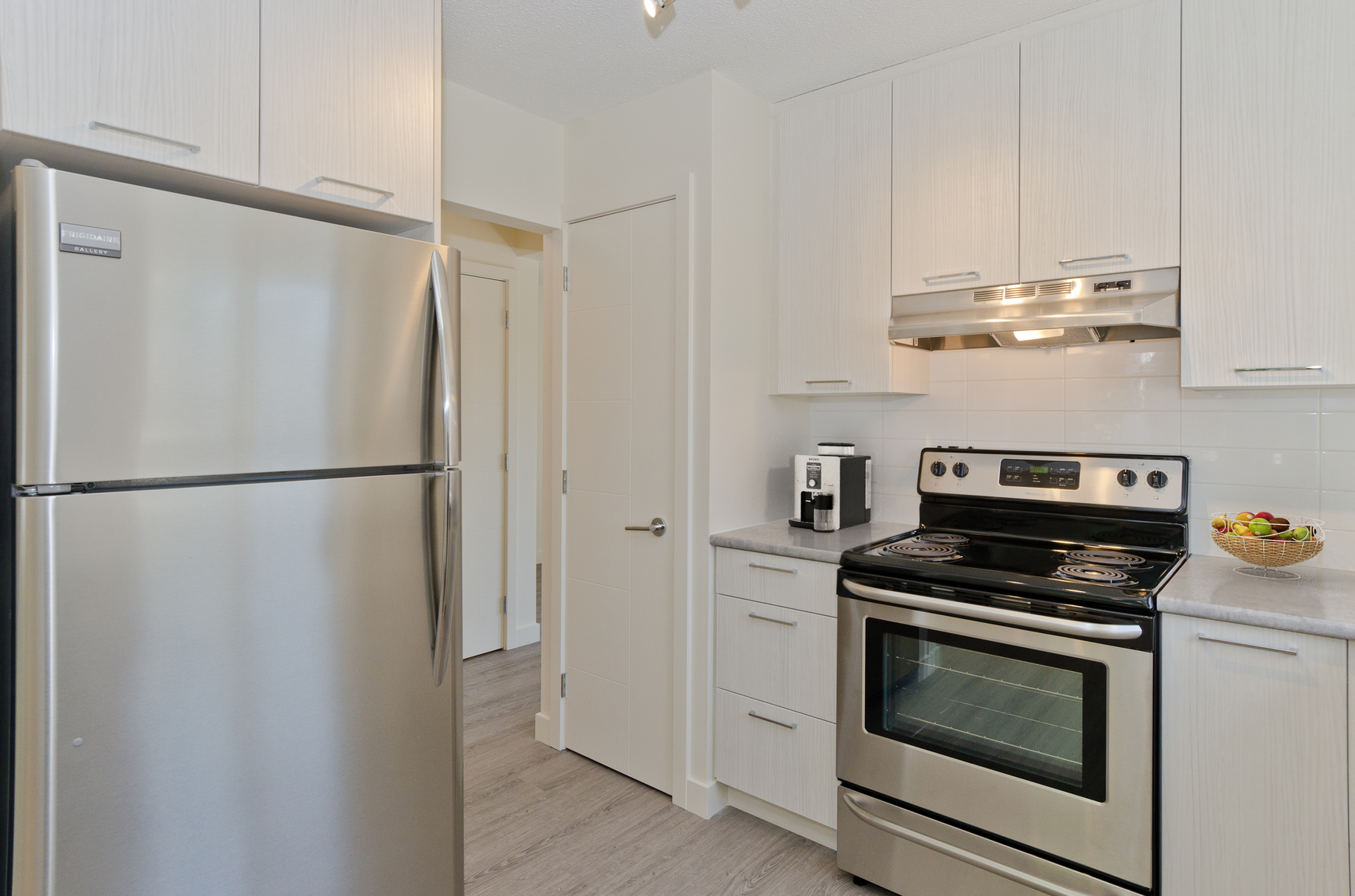 1901 19 Street NE, Calgary, AB, T2E 4Y4 - 2