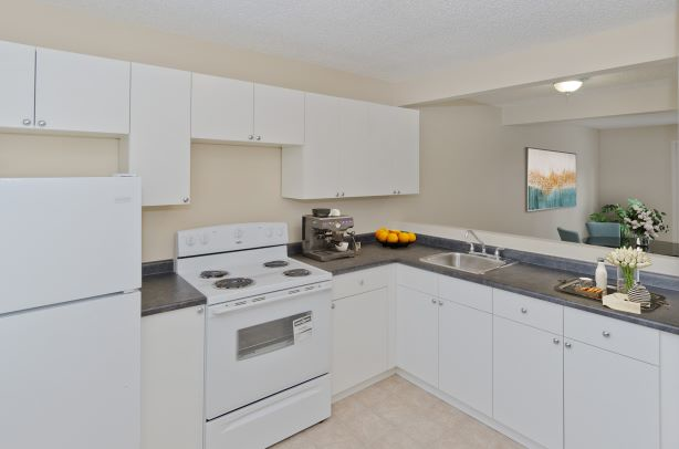 1901 19 Street NE, Calgary, AB, T2E 4Y4 - 5