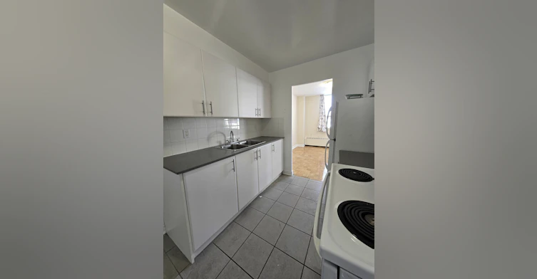 325 Bogert Avenue, Toronto, ON, M2N 1L8 - 10
