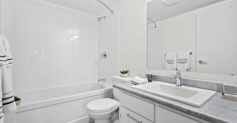 212 10 Street E, Saskatoon, SK, S7N 2T6 - 10
