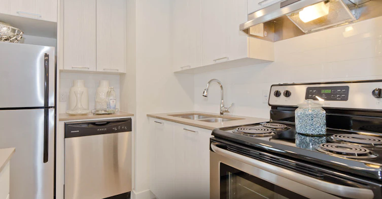 505 6 Street SW, Calgary, AB, T2P 1X5 - 5