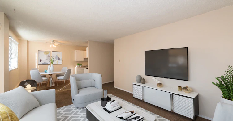 5207 39 Street, Red Deer, AB, T4N 0Z9 - 5